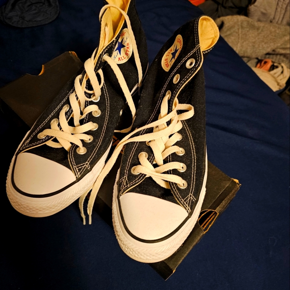 Men's shoea